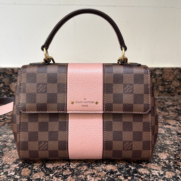 Louis Vuitton Crossbody Bag - Picture 1 of 14